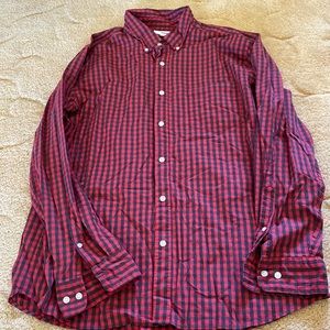 Sonoma men’s dress shirt size xL colors black and red